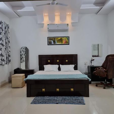 Leela Homestay Jabalpur - Lily - 2 Bhk Luxury Appartment Dış mekan fotoğraf