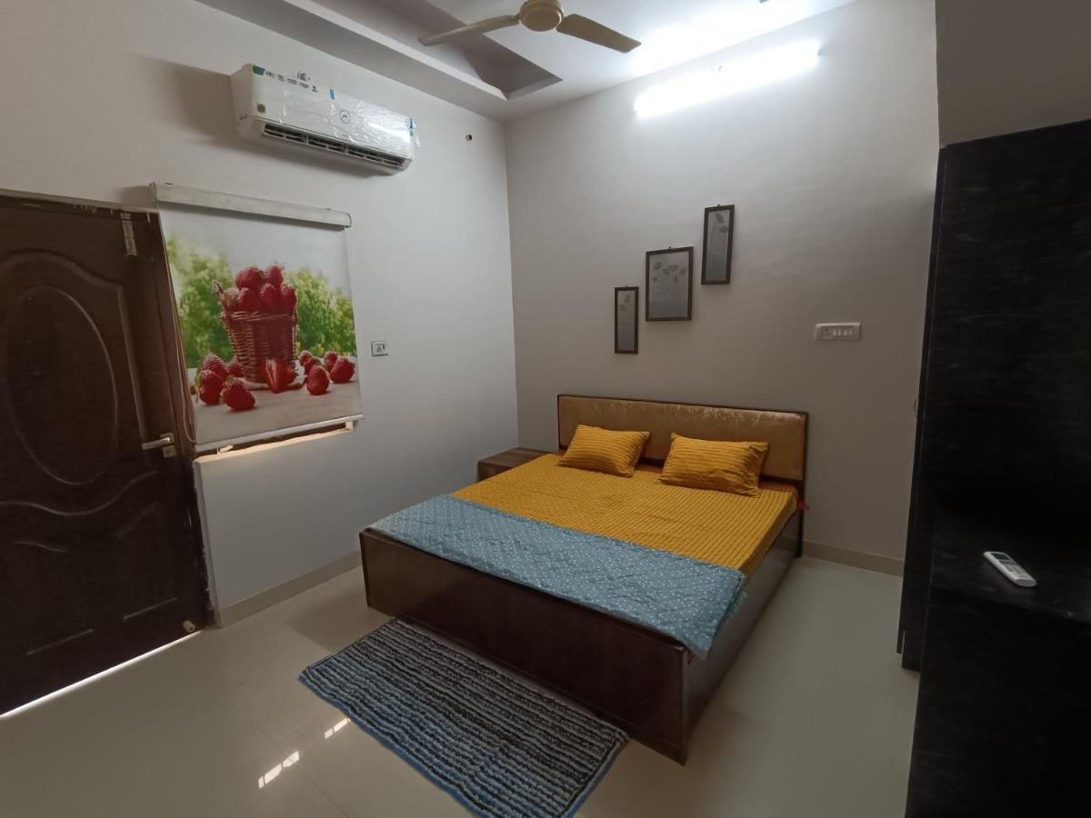 Leela Homestay Jabalpur - Lily - 2 Bhk Luxury Appartment Dış mekan fotoğraf