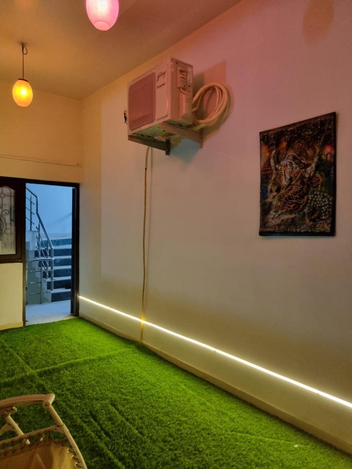 Leela Homestay Jabalpur - Lily - 2 Bhk Luxury Appartment Dış mekan fotoğraf